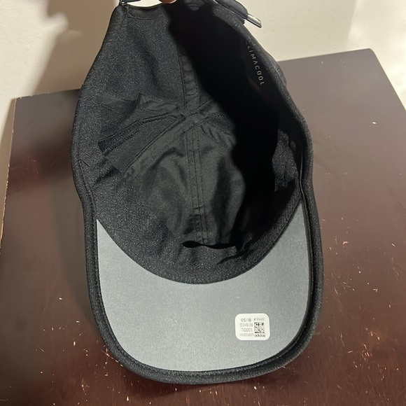 Adidas Adizero UPF 50 Climacool Cap in Black, OSFM - Picture 9 of 11